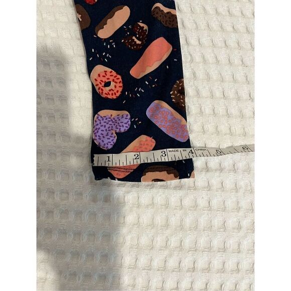 LuLaRoe one size Leggings donut pattern - Picture 7 of 11